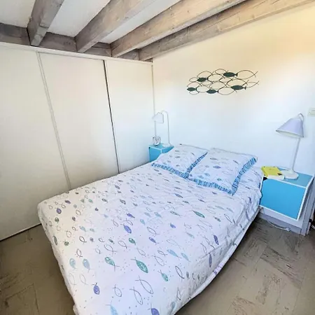 Résidence Les Du Port - 122 - Joli Pour 5 à 6 Personnes Avec Vue Sur Le Mae-9861 Hourtin